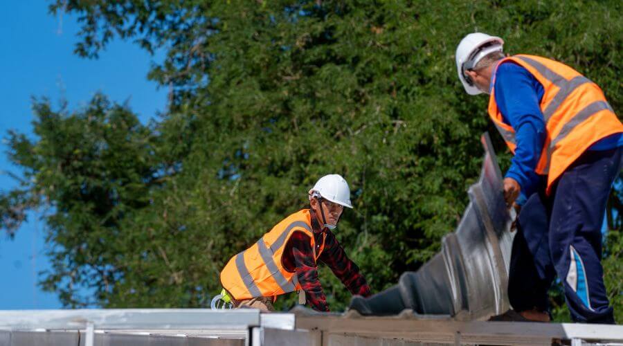Professional residential roofers in Maineville, OH